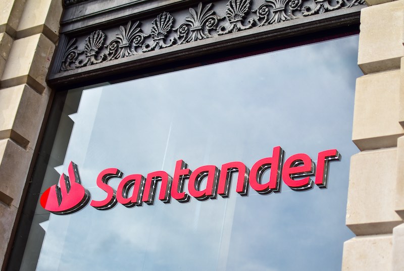 Santander-to-Cut-Interest-on-Its-123-Accounts-for-the-Third-Time-in-a-Year