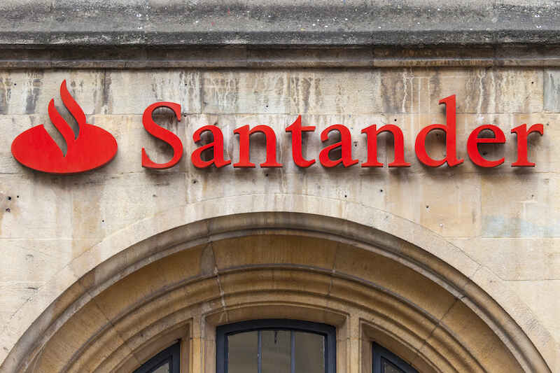 Santander Mistakenly Gifted 75,000 People £130m on Christmas Day (1)