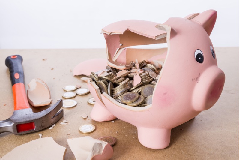 payday-lender-piggybank-collapses-THIS-ONE